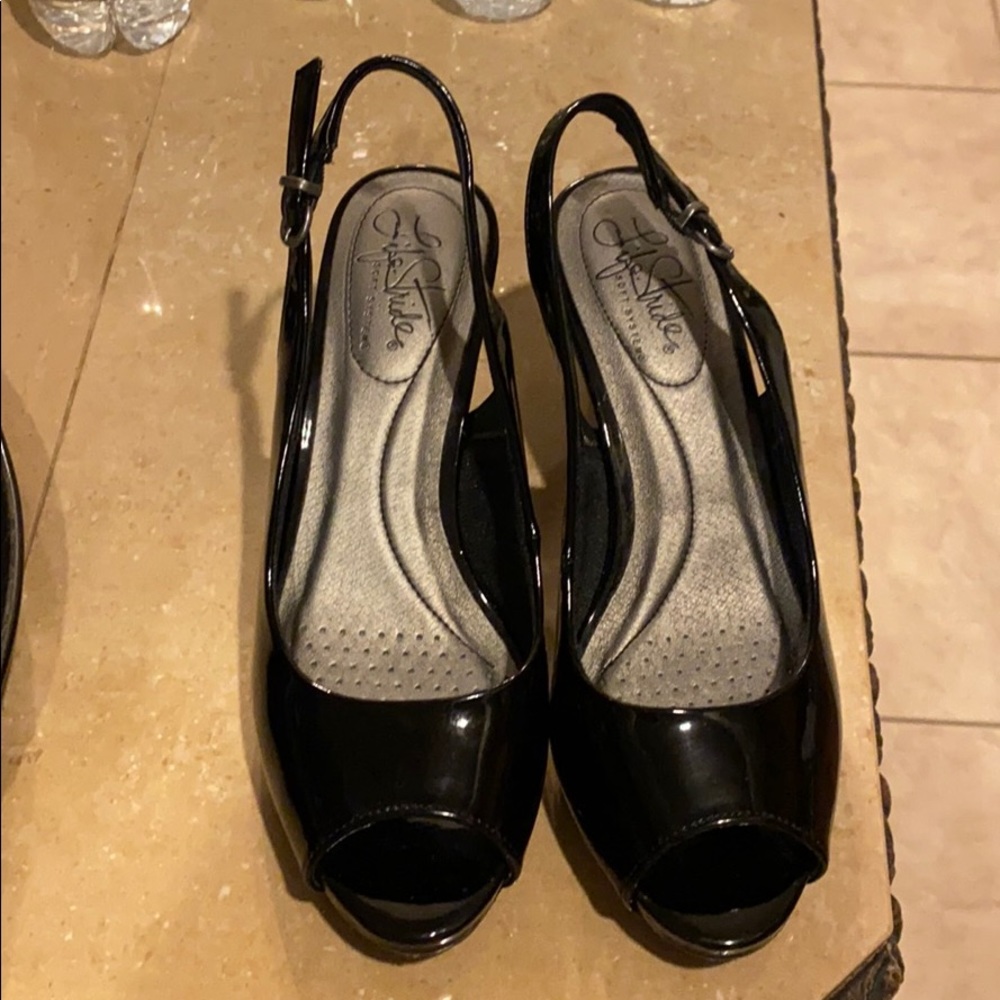 Life stride open toe heels